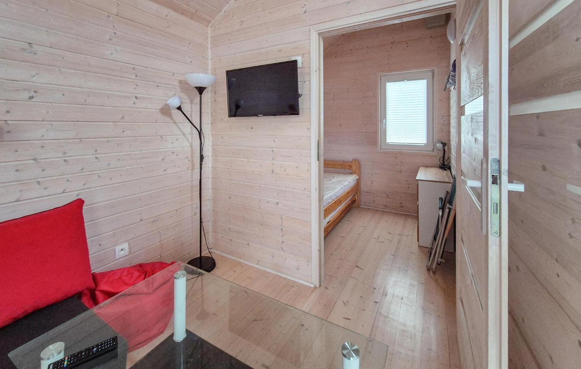 Beautiful Home In Darlowo Wicie With Jacuzzi Luaran gambar
